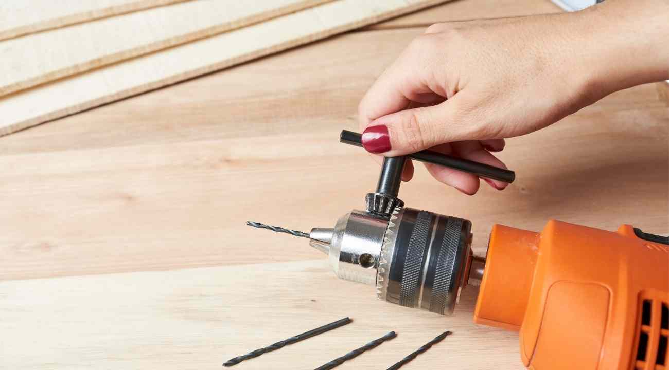 How to Change a Drill Bit? 4 Easy Steps to Change Drill Bit Tools Zone