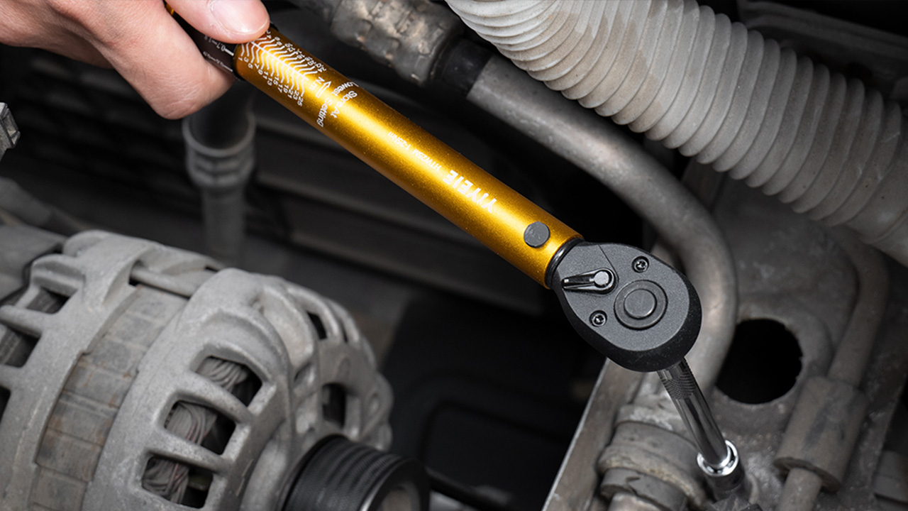 When Should You Use a Torque Stick vs a Torque Wrench? Tools Zone