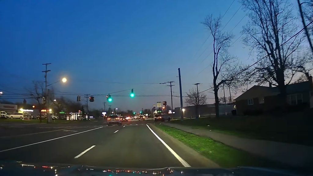TORVO TD3 Dash Cam night view through camera lens